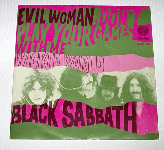 Black-Sabbath-record-slee-008