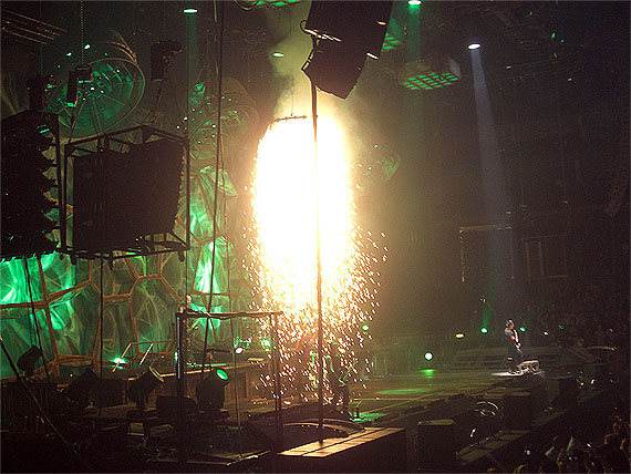 rammstein_fire_cascate