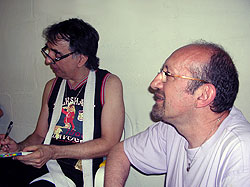 sergio_dando_autografo
